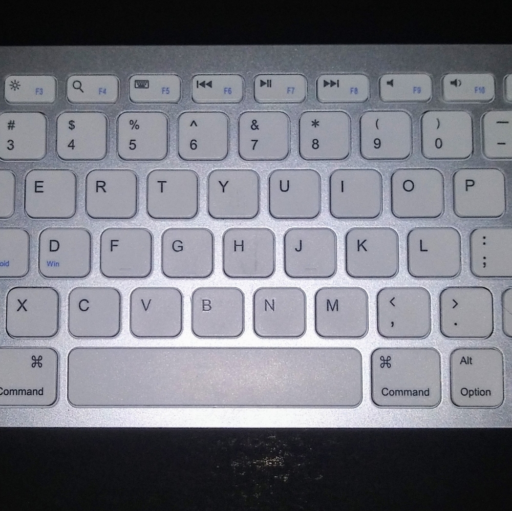 Bluetooth keyboard